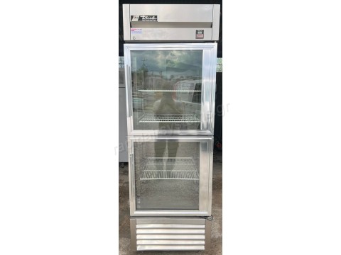 Μεταχειρισμένο επαγγελματικό ψυγείο βιτρίνα TRUE TS23G2