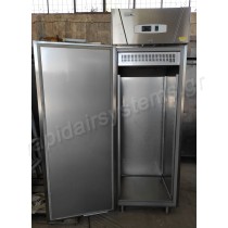 Μεταχειρισμένο επαγγέλματικο ψυγείο θάλαμος κατάψυξη όρθιο μονόπορτο Friulinox