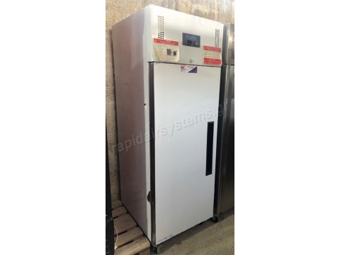 Επαγγελματικό ψυγείο θάλαμος κατάψυξη όρθιο μονόπορτο POLAR G593