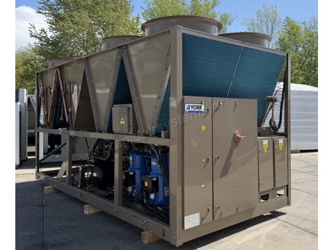 Καινούρια αερόψυκτη Αντλία θερμότητας York 364kw (12/7-35°C) ψύξη, 406kw (40/45-7°C) θέρμανση